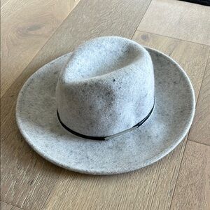 Forever 21 Heather Grey Wide Brim Fedora Hat